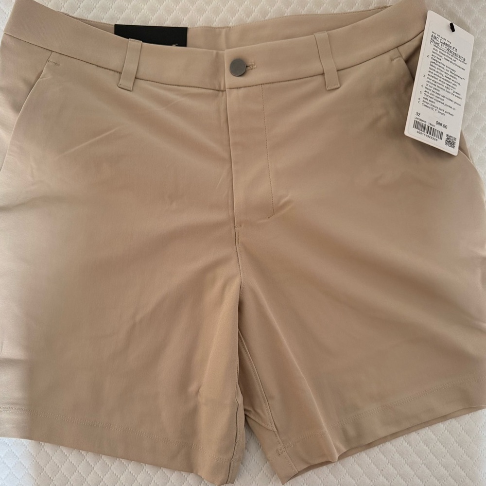 lululemon athletica Tan Flat Front Men Shorts